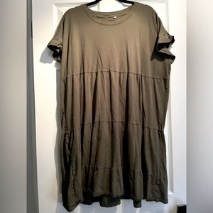 Time & Tru olive green midi dress